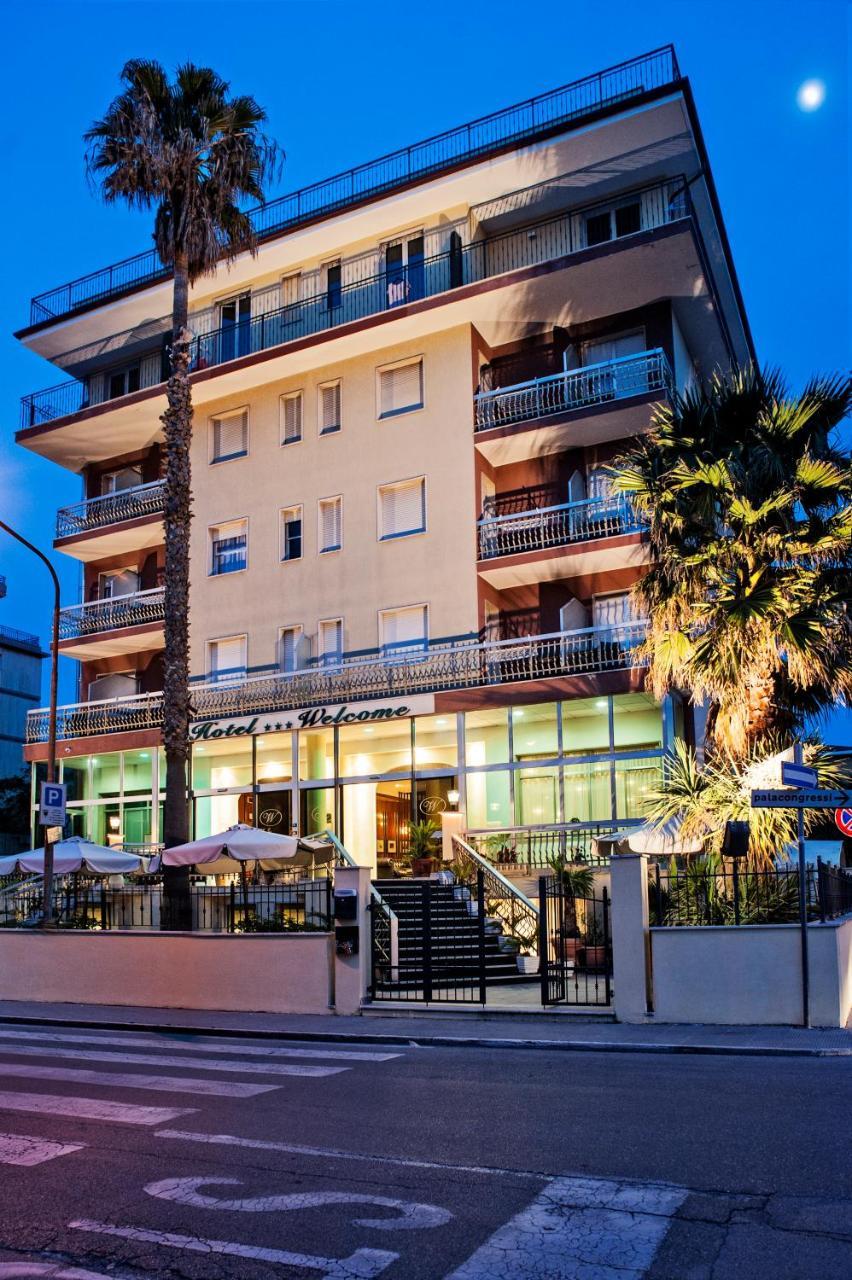 Hotel Welcome Сан Бенедето дел Тронто Екстериор снимка